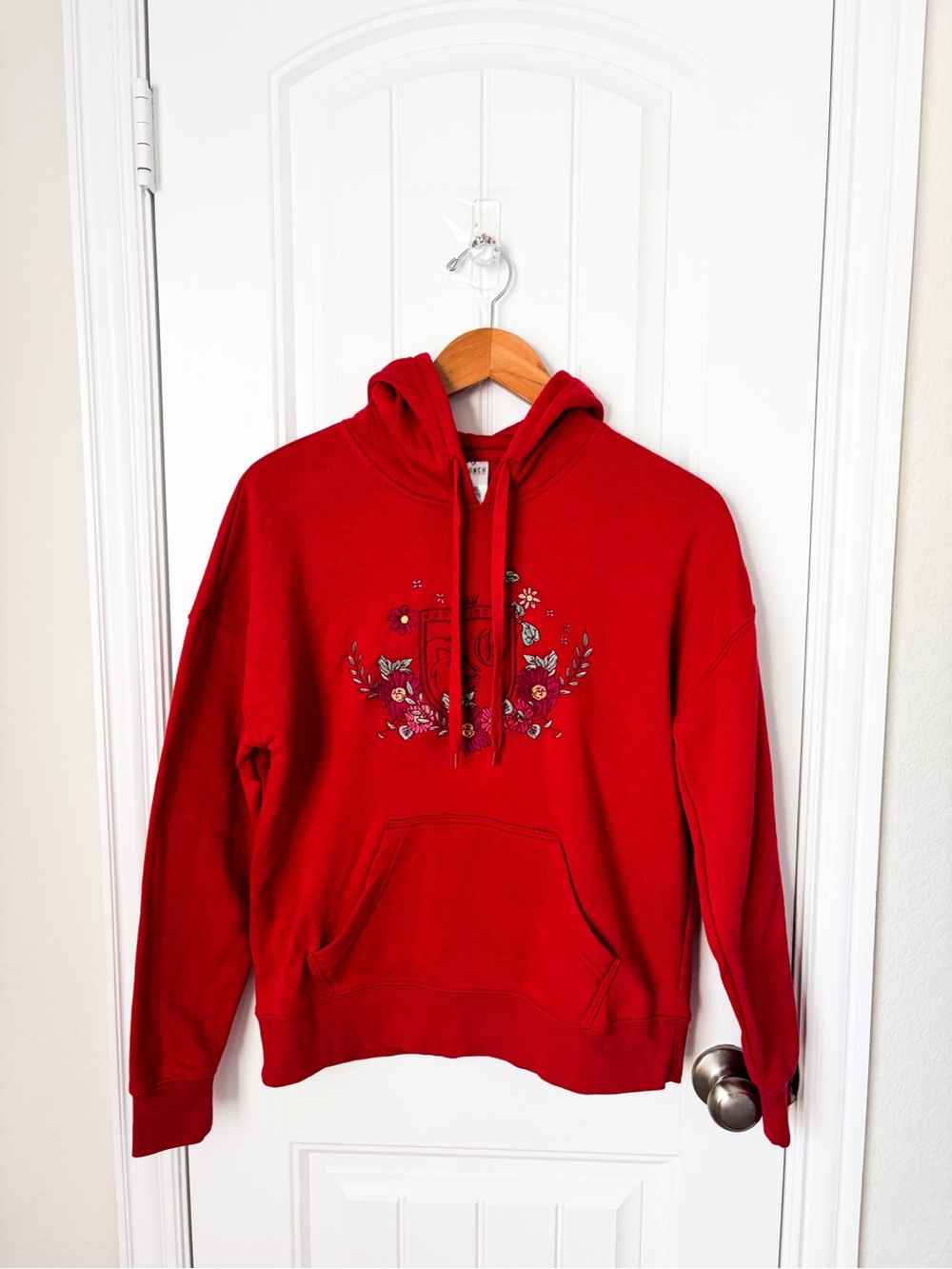 Boxlunch Harry Potter Floral Gryffindor Crest Hoodie Size XS